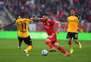 Bí kíp theo dõi bóng đá xôi lạc và bảng xếp hạng bóng đá mới nhất hôm nay cùng phân tích chuyên sâu