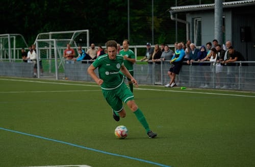 lịch đá bóng hôm nay cập nhật trực tiếp theo giải - kết quả, lịch phát sóng và nhận định chuyên gia